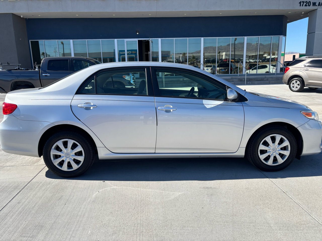 Toyota Corolla  2011