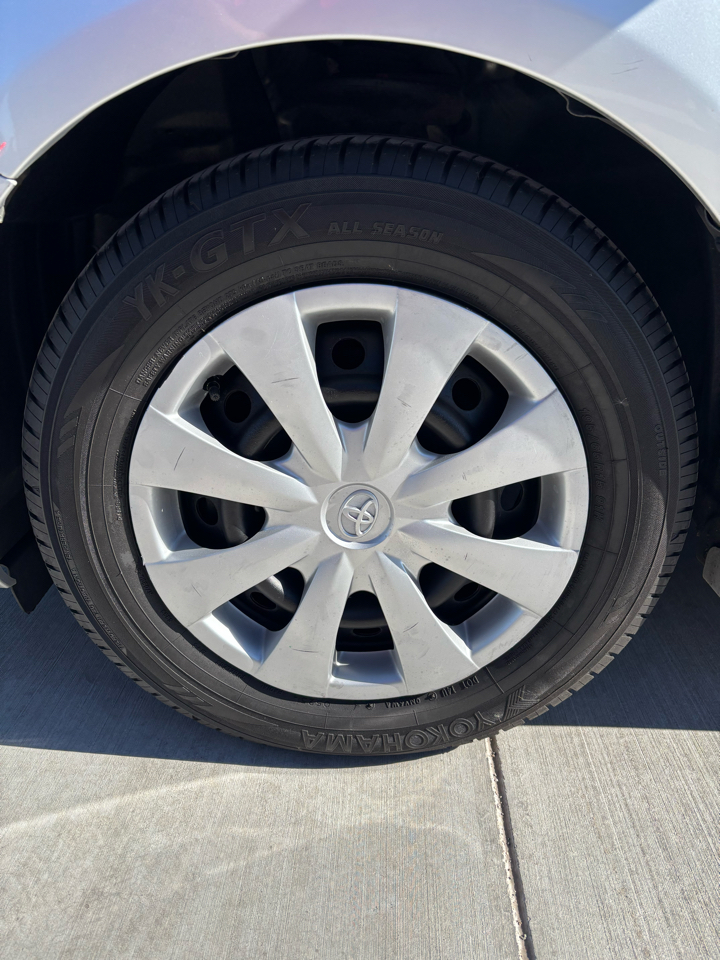 Toyota Corolla  2011