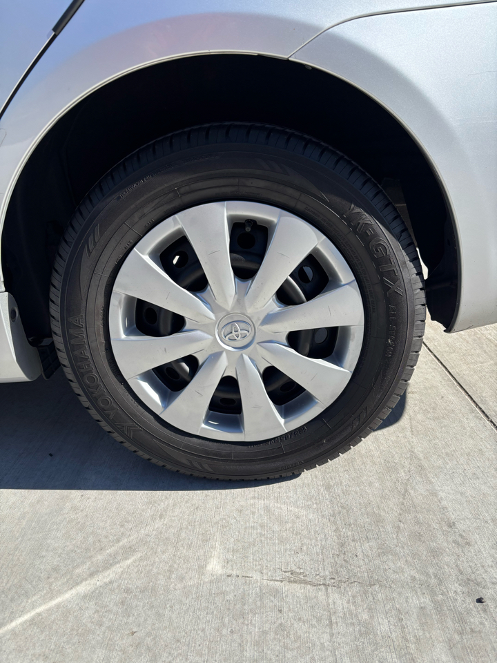 Toyota Corolla  2011