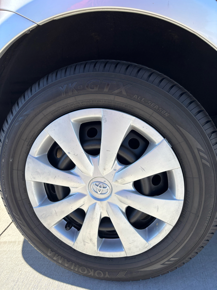 Toyota Corolla  2011