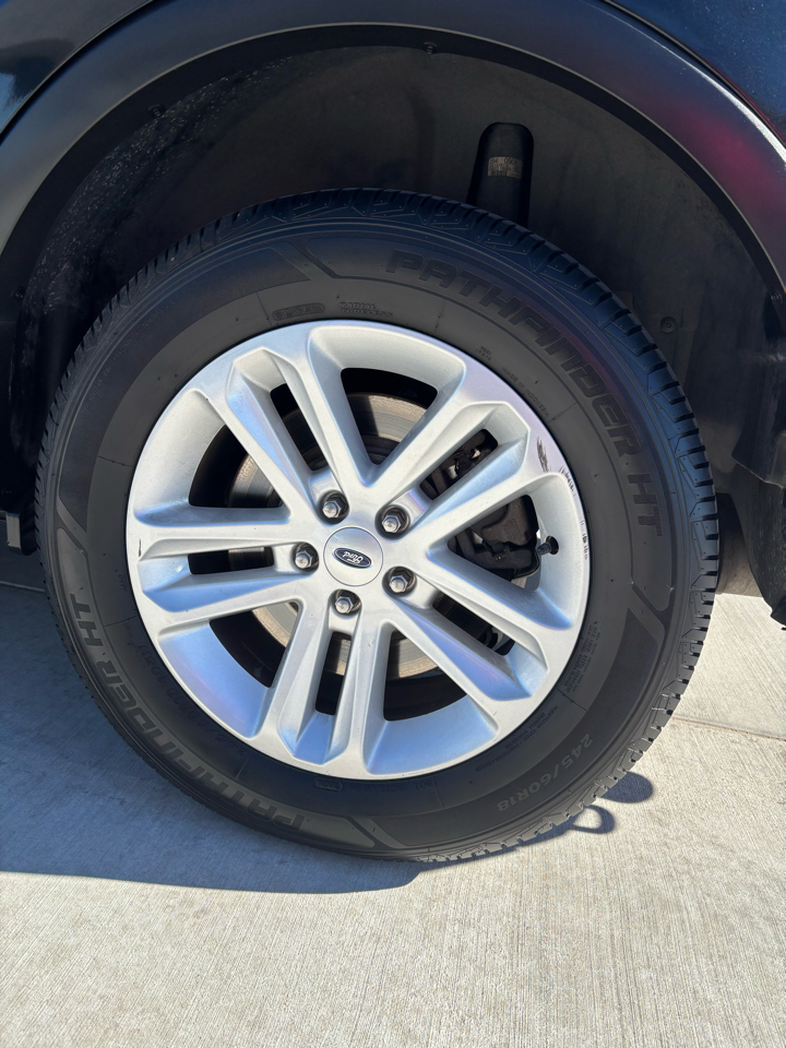 Ford Explorer 4WD 4dr XLT 2014