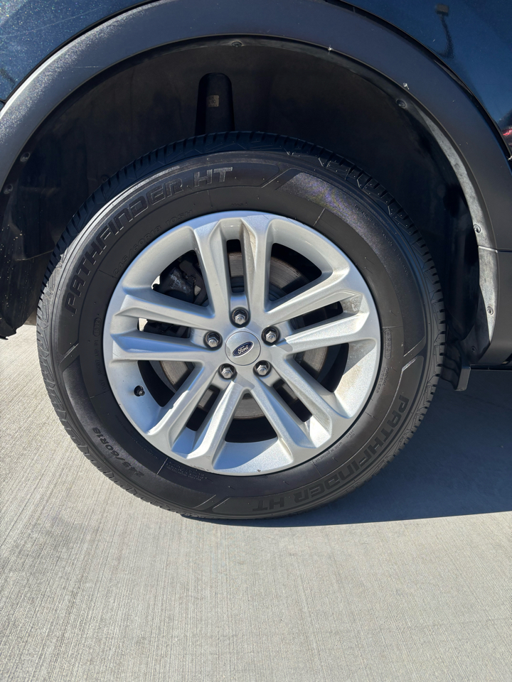 Ford Explorer 4WD 4dr XLT 2014