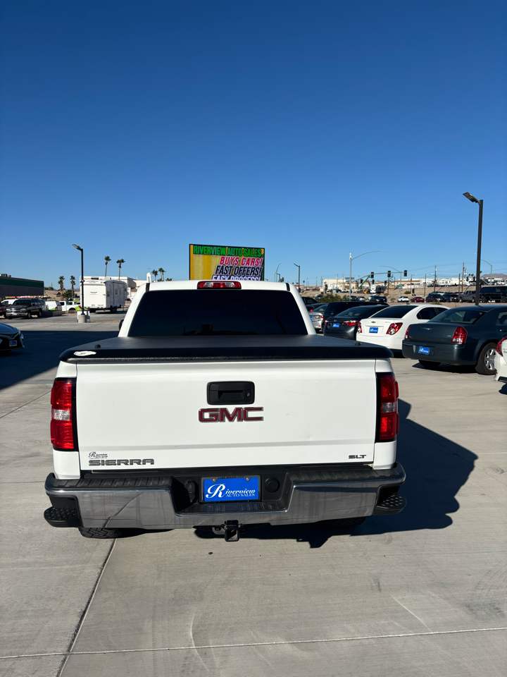 GMC Sierra 1500 4WD Crew Cab 143.5" SLT 2015