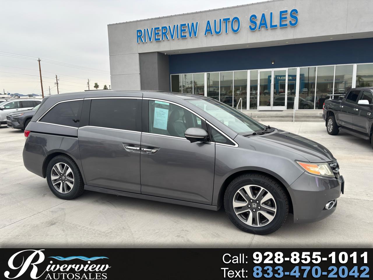 2014 Honda Odyssey Touring's photo