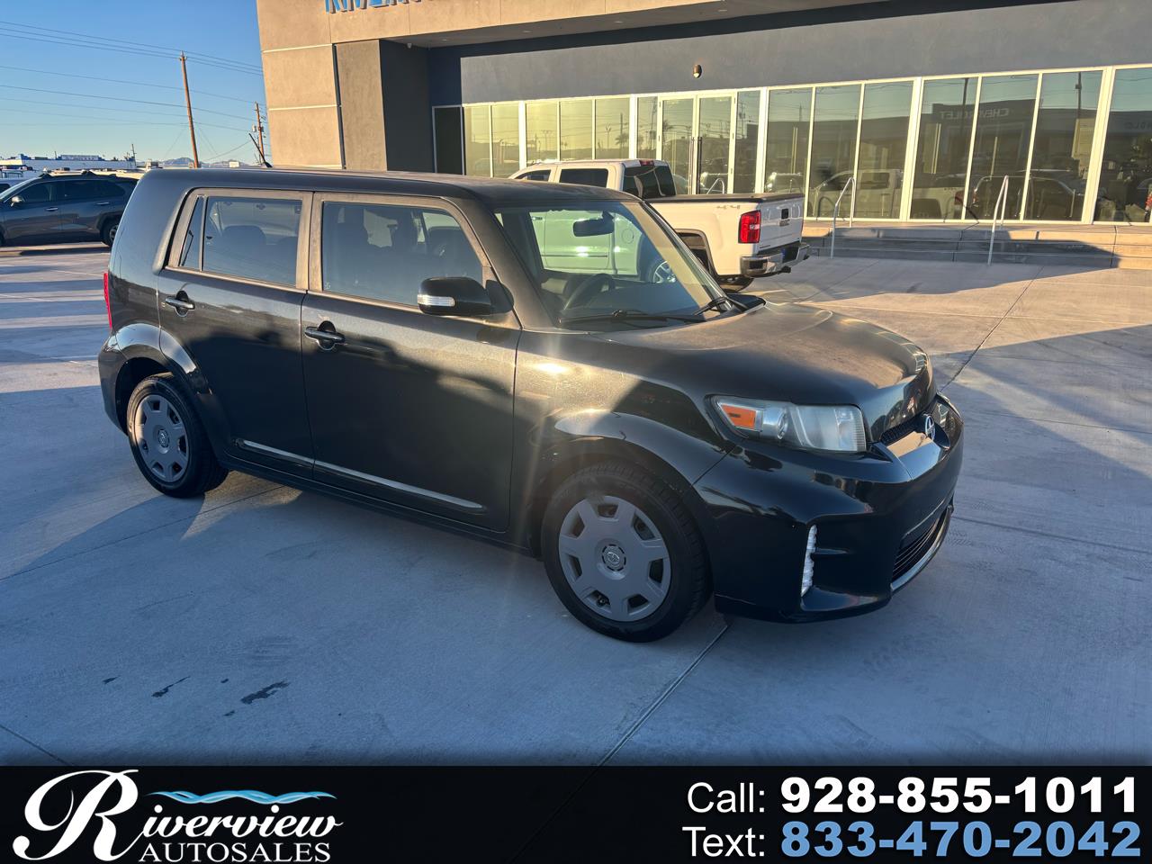 2013 Scion xB 5-Door Wagon 5-Spd MT