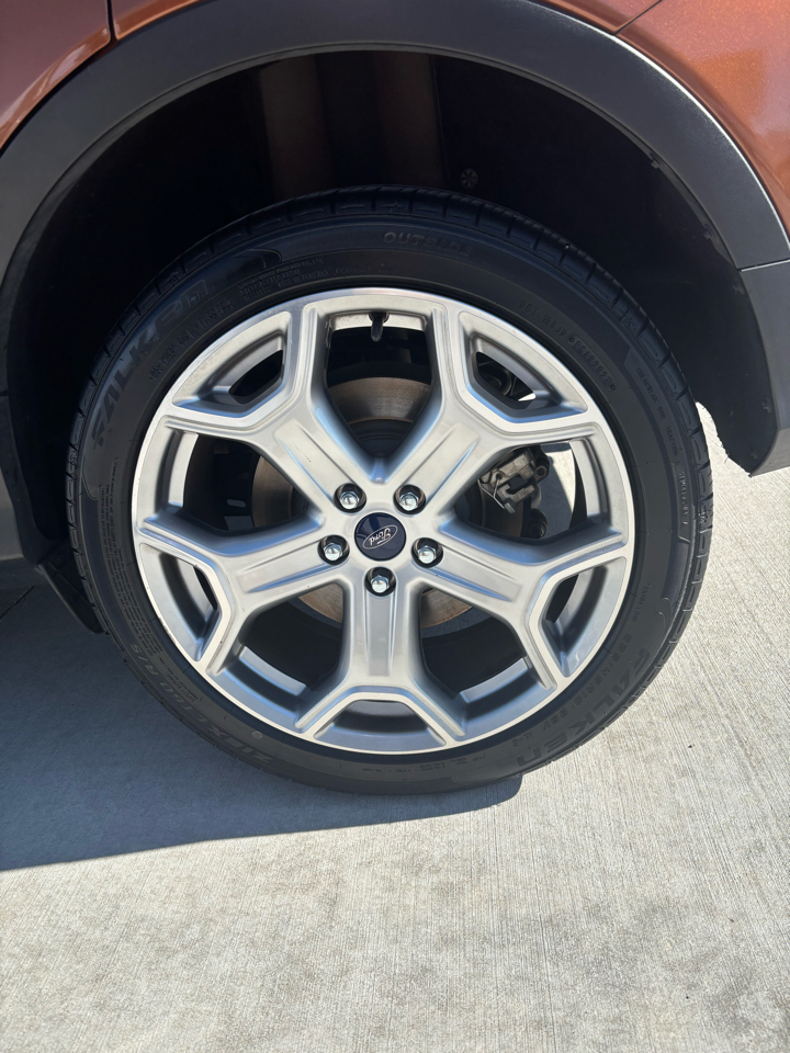 Ford Escape Titanium FWD 2017