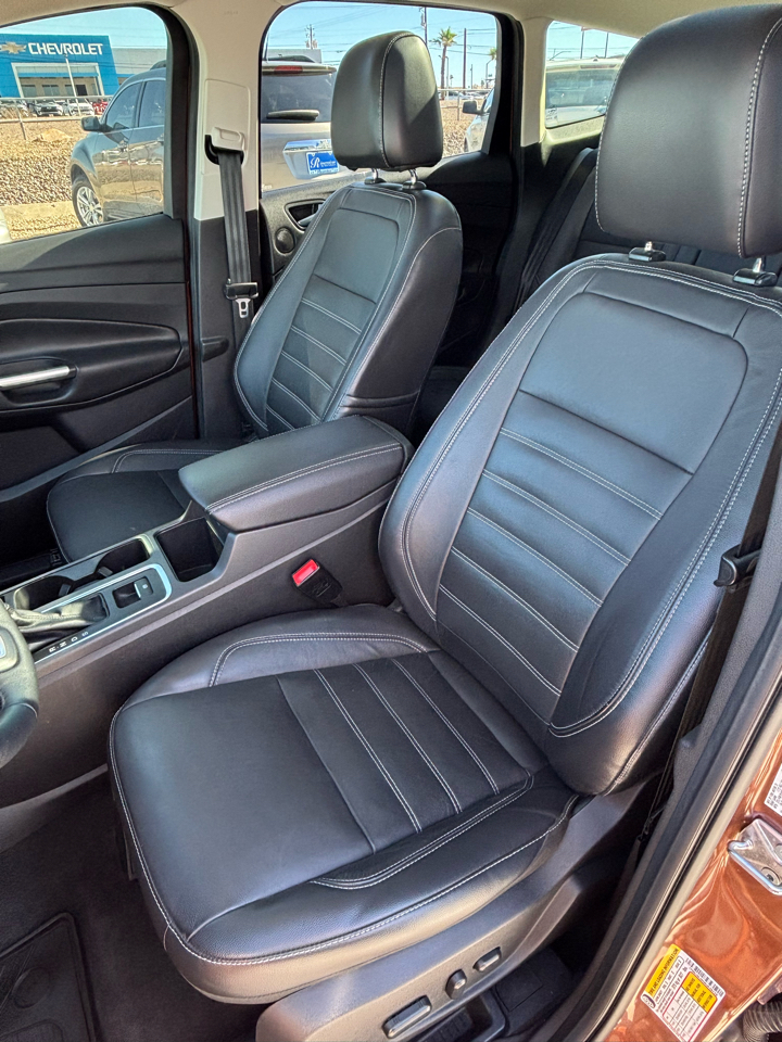 Ford Escape Titanium FWD 2017