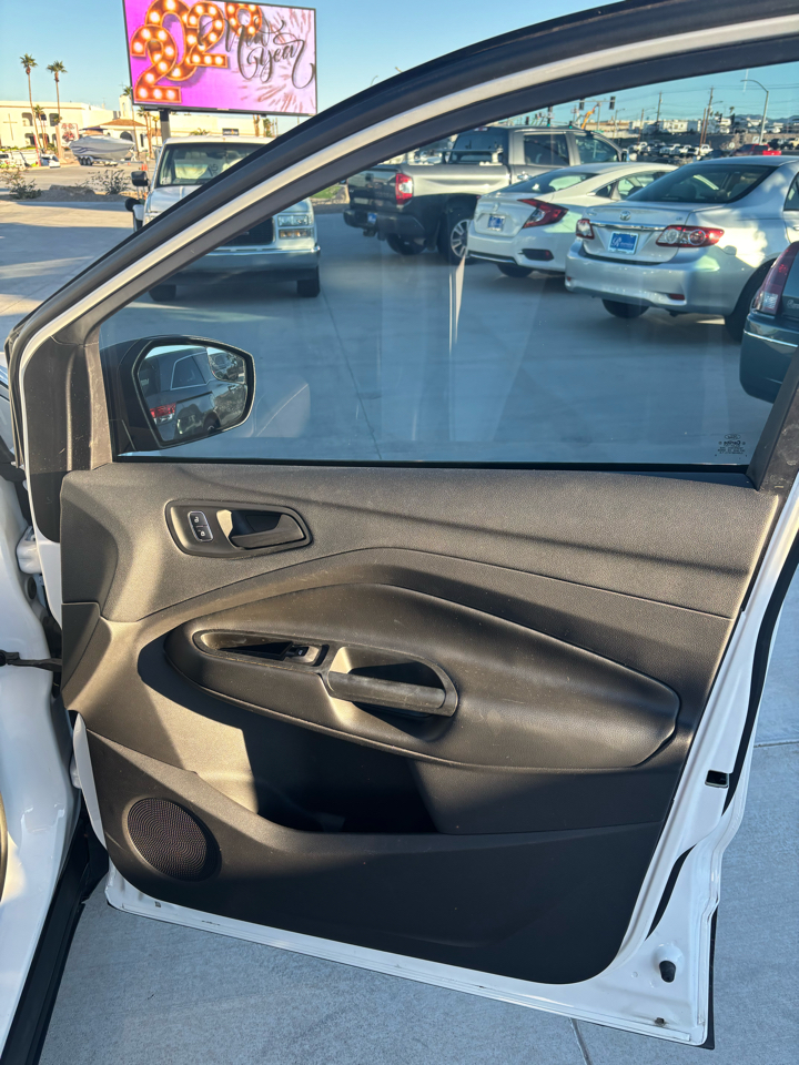 Ford Escape S FWD 2017