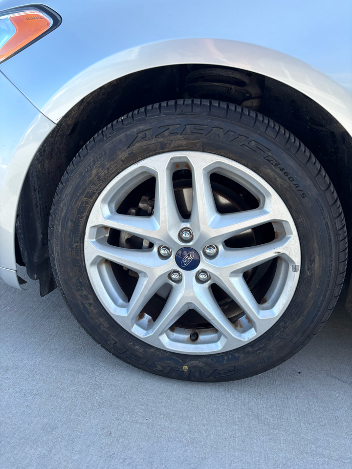 Ford Fusion 4dr Sdn SE FWD 2014