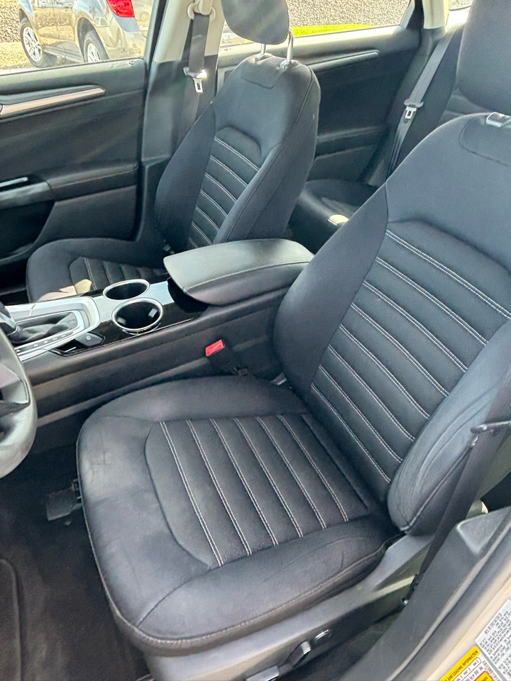 Ford Fusion 4dr Sdn SE FWD 2014