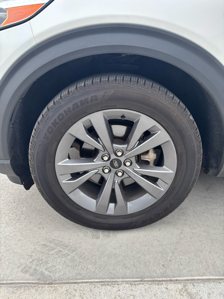 Ford Explorer XLT 4WD 2022