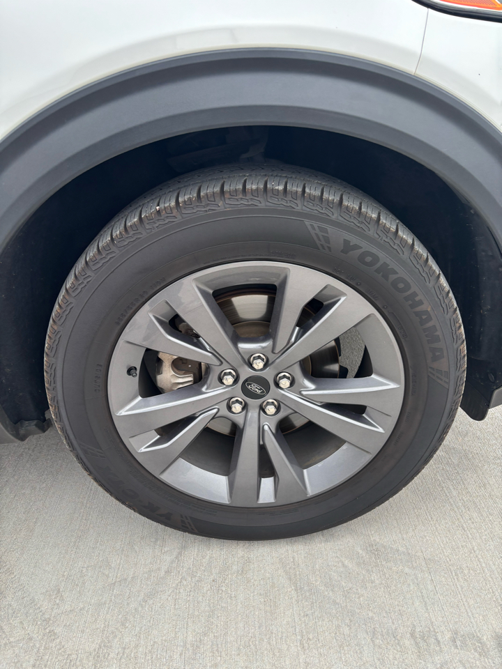 Ford Explorer XLT 4WD 2022