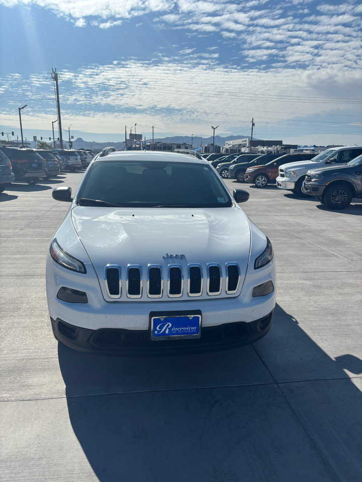 Jeep Cherokee FWD 4dr Sport 2016
