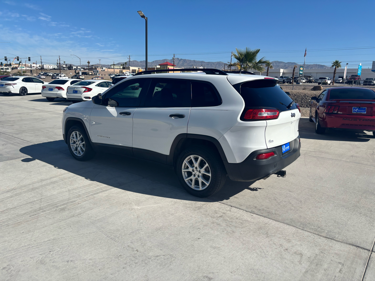 Jeep Cherokee FWD 4dr Sport 2016