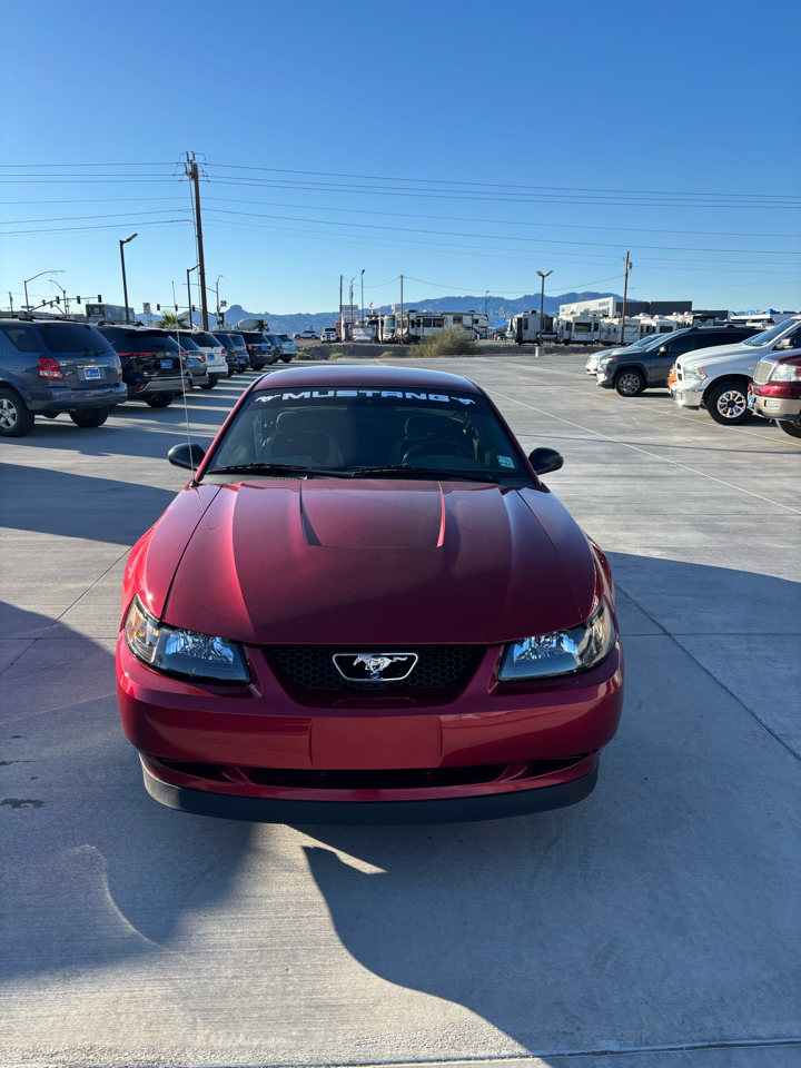 Ford Mustang 2dr Cpe Deluxe 2004