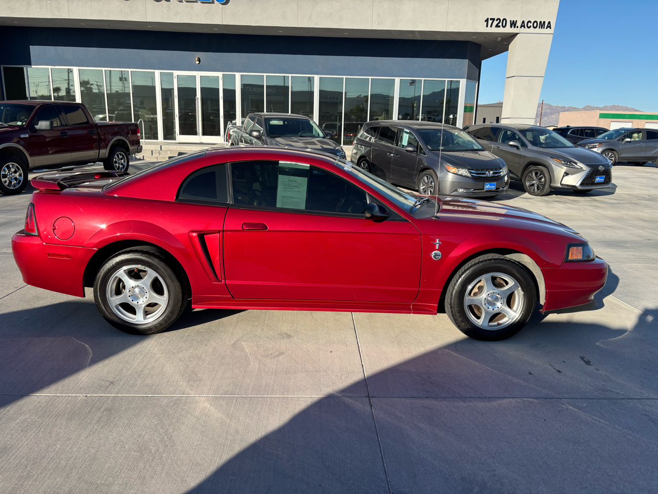 Ford Mustang 2dr Cpe Deluxe 2004