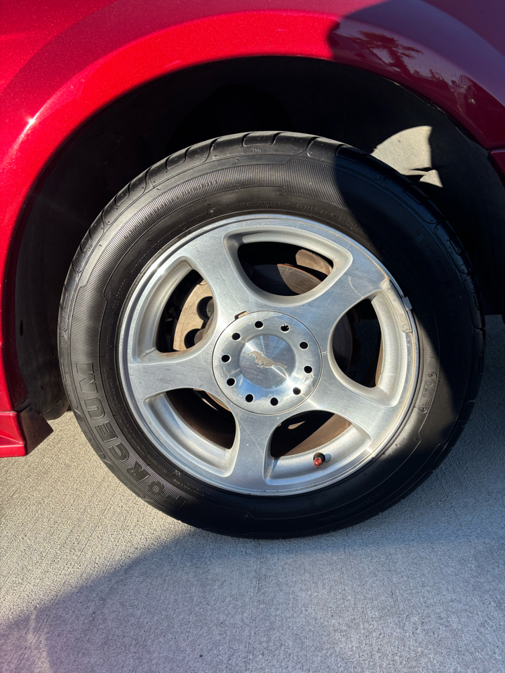 Ford Mustang 2dr Cpe Deluxe 2004