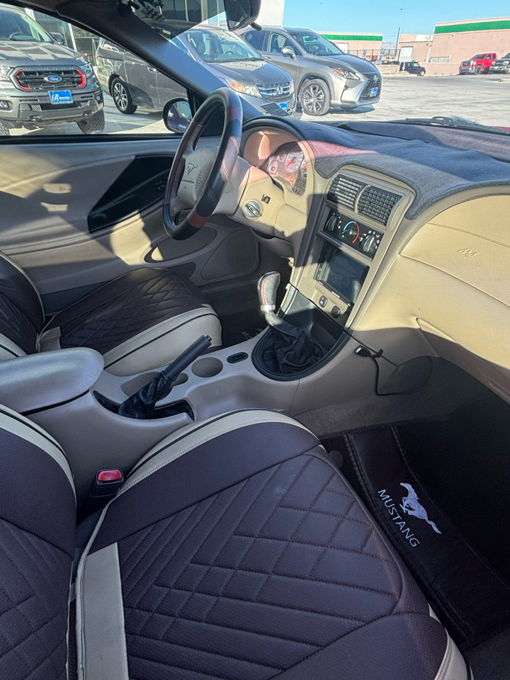 Ford Mustang 2dr Cpe Deluxe 2004