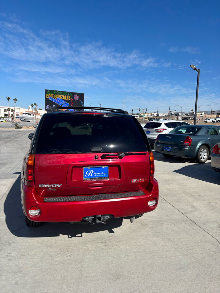 GMC Envoy 4dr 2WD SLE 2004