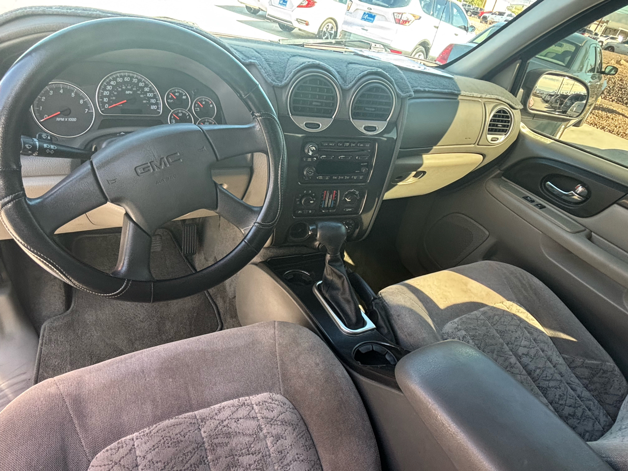 GMC Envoy 4dr 2WD SLE 2004