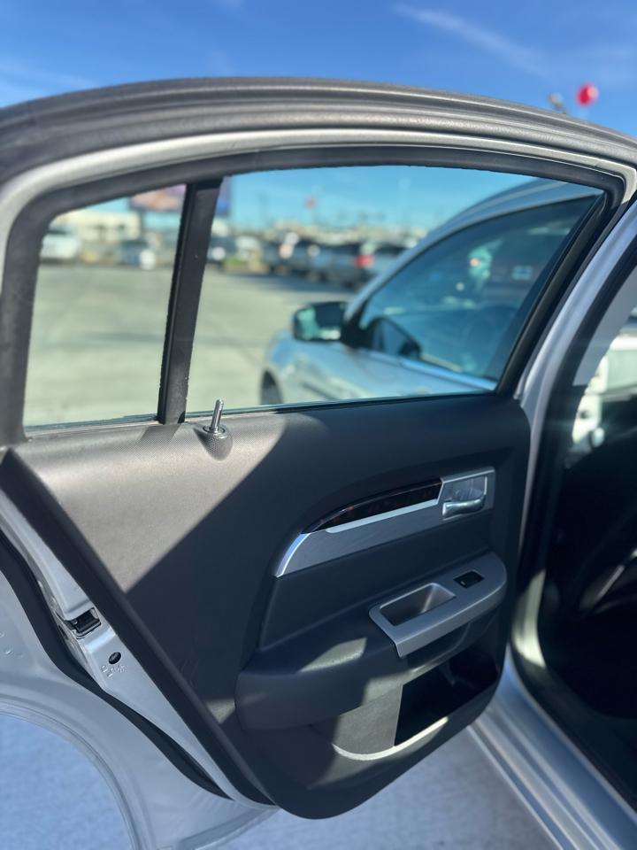 Chrysler Sebring 4dr Sdn Limited 2010