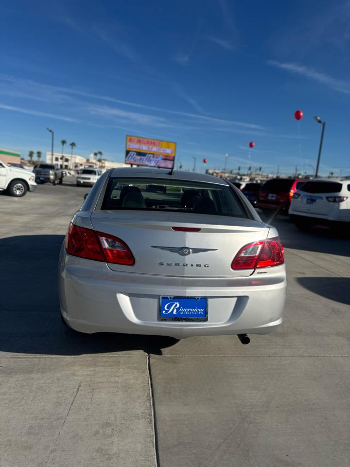 Chrysler Sebring 4dr Sdn Limited 2010