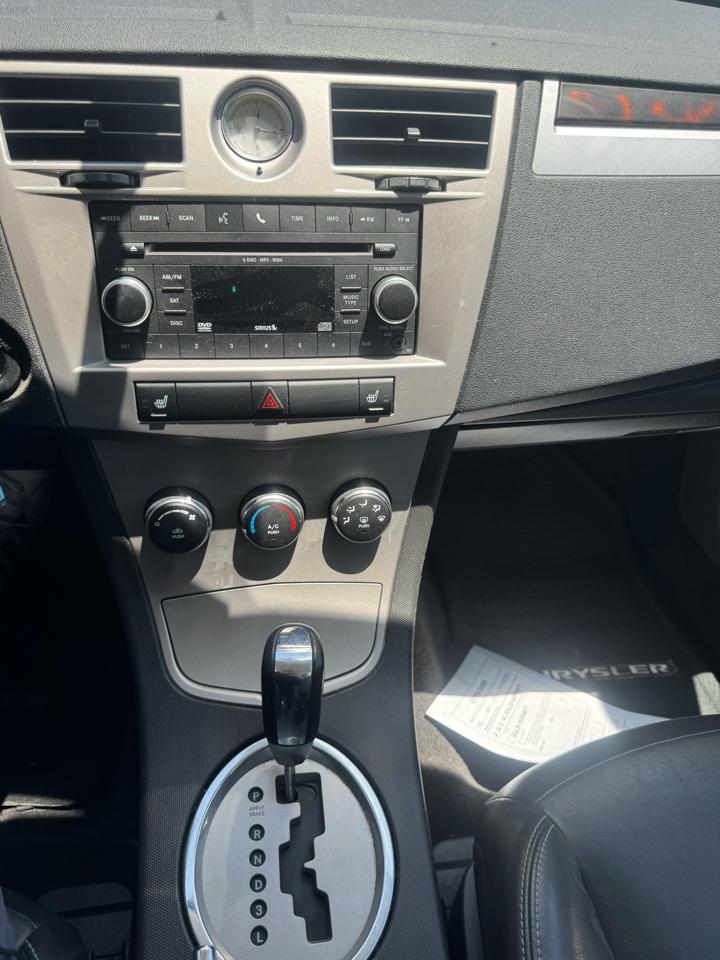 Chrysler Sebring 4dr Sdn Limited 2010