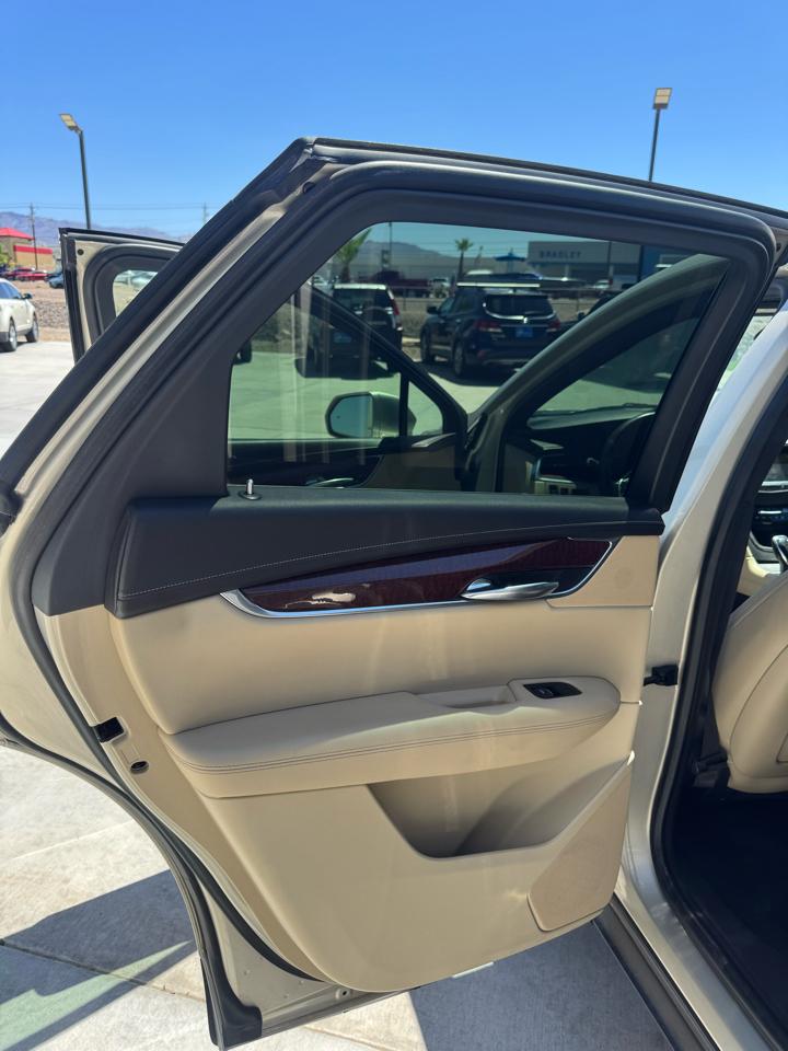 Cadillac XT5 FWD 4dr Luxury 2017