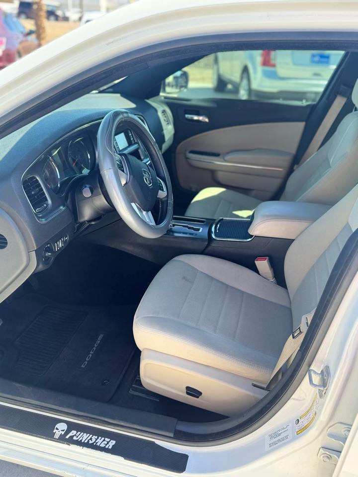 Dodge Charger 4dr Sdn SE RWD 2014