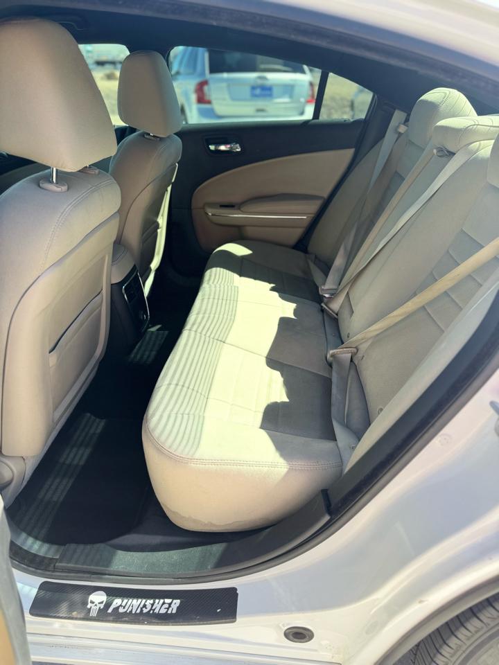 Dodge Charger 4dr Sdn SE RWD 2014