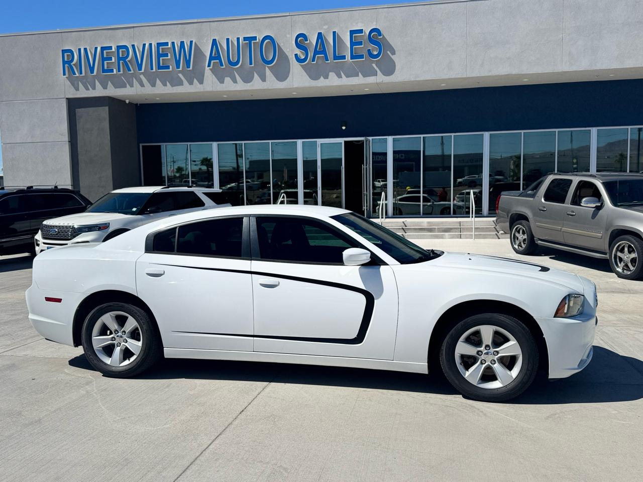 Dodge Charger 4dr Sdn SE RWD 2014