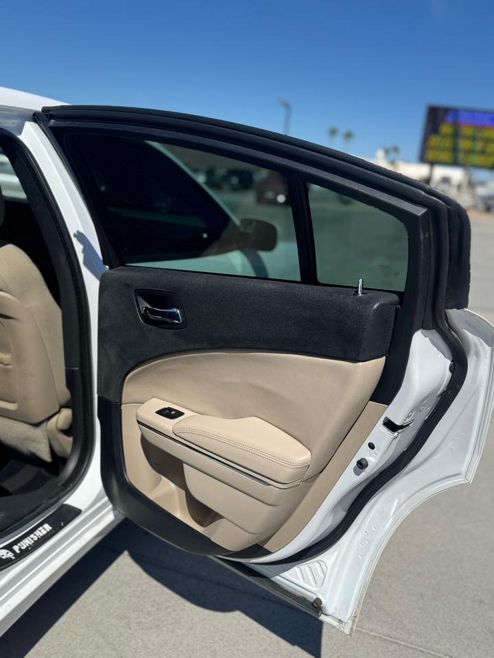 Dodge Charger 4dr Sdn SE RWD 2014