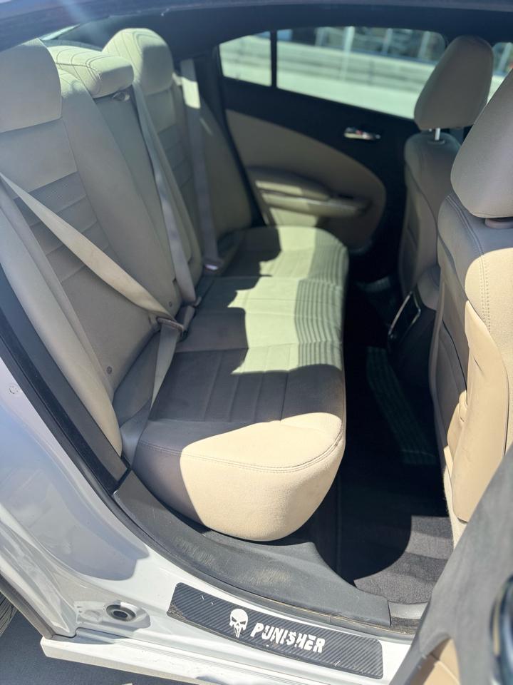 Dodge Charger 4dr Sdn SE RWD 2014