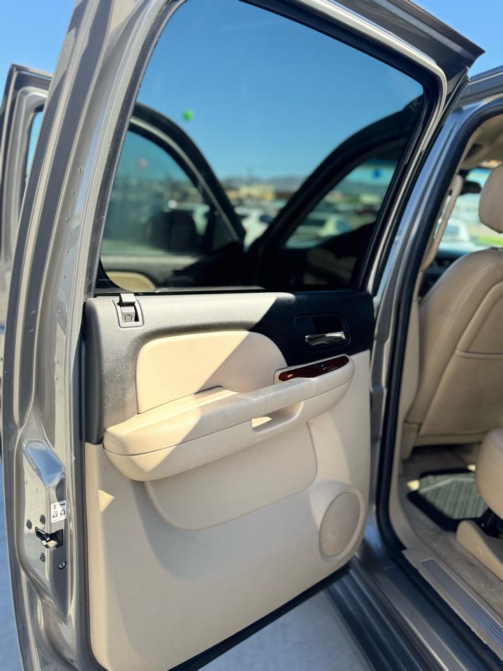 Chevrolet Avalanche 4WD Crew Cab 130" LTZ 2007