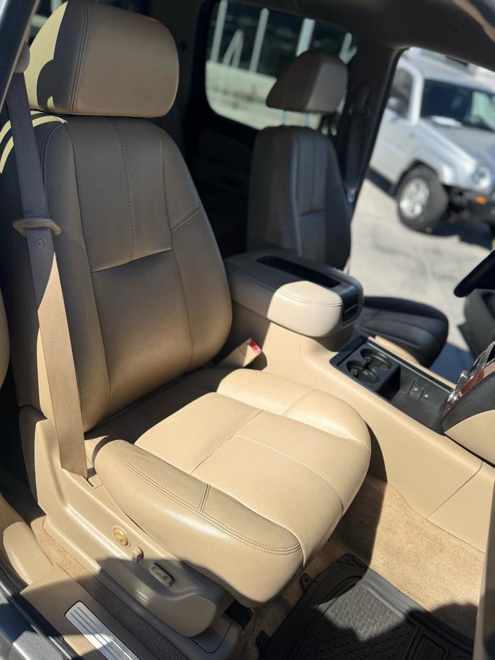 Chevrolet Avalanche 4WD Crew Cab 130" LTZ 2007