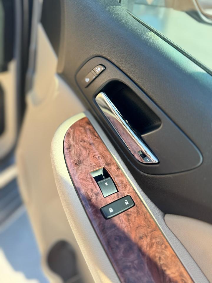 Chevrolet Avalanche 4WD Crew Cab 130" LTZ 2007