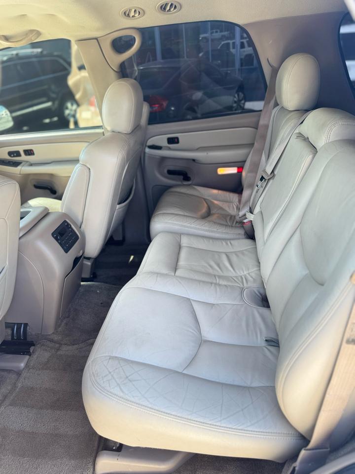 Chevrolet Tahoe 4dr 1500 LT 2003