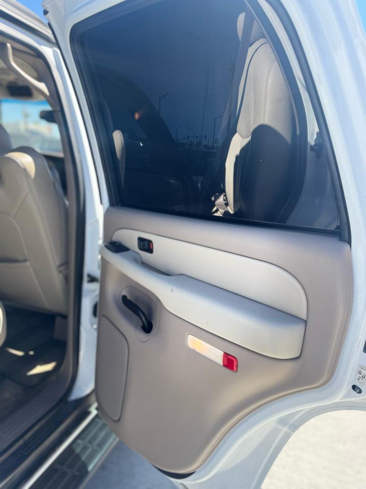 Chevrolet Tahoe 4dr 1500 LT 2003