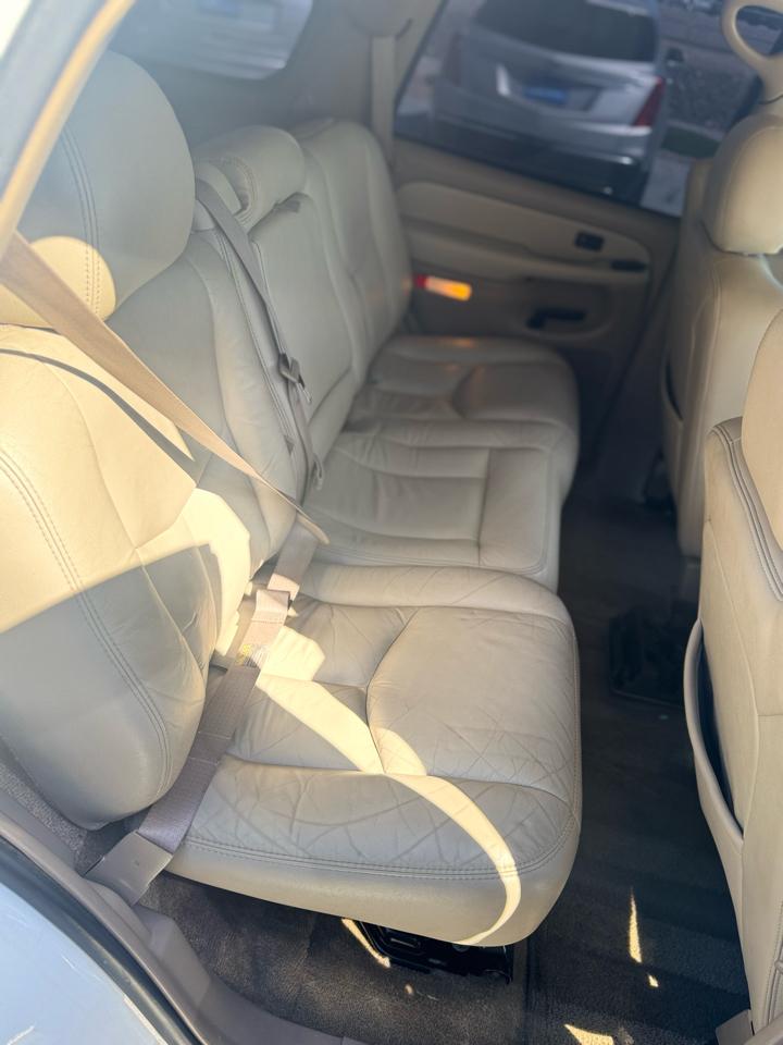 Chevrolet Tahoe 4dr 1500 LT 2003