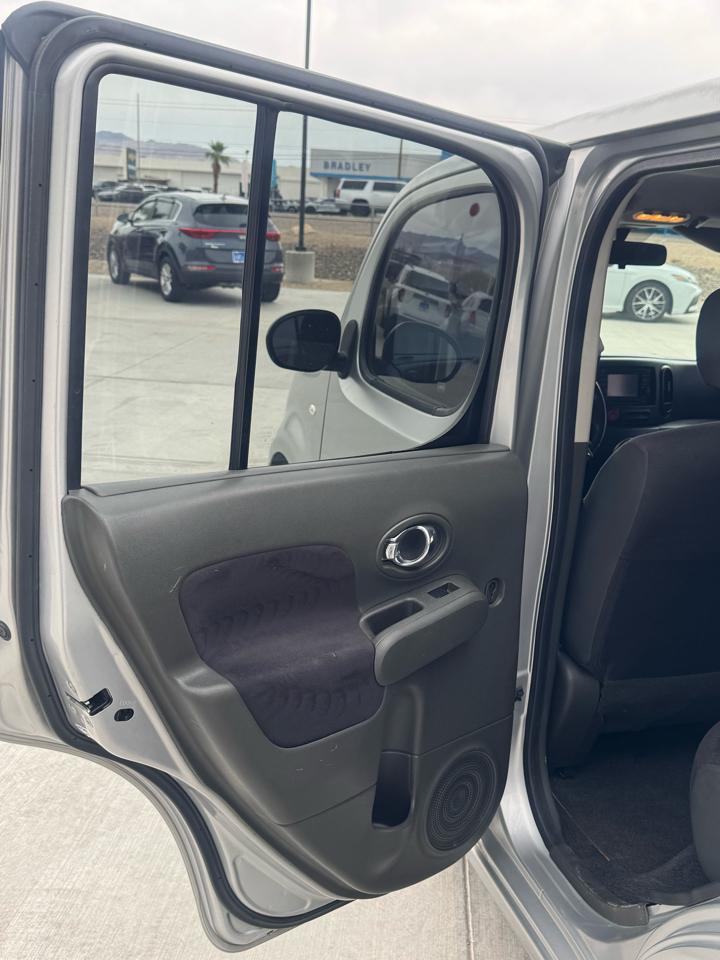 Nissan Cube 5dr Wgn I4 CVT 1.8 S 2011