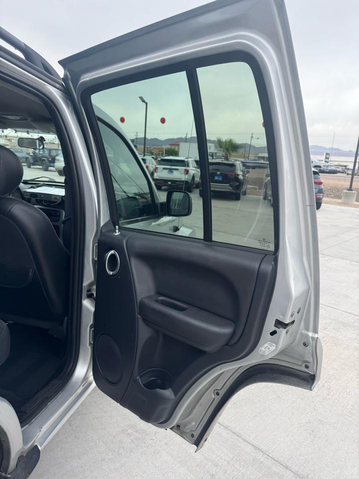 Jeep Liberty 4dr Limited 4WD 2003