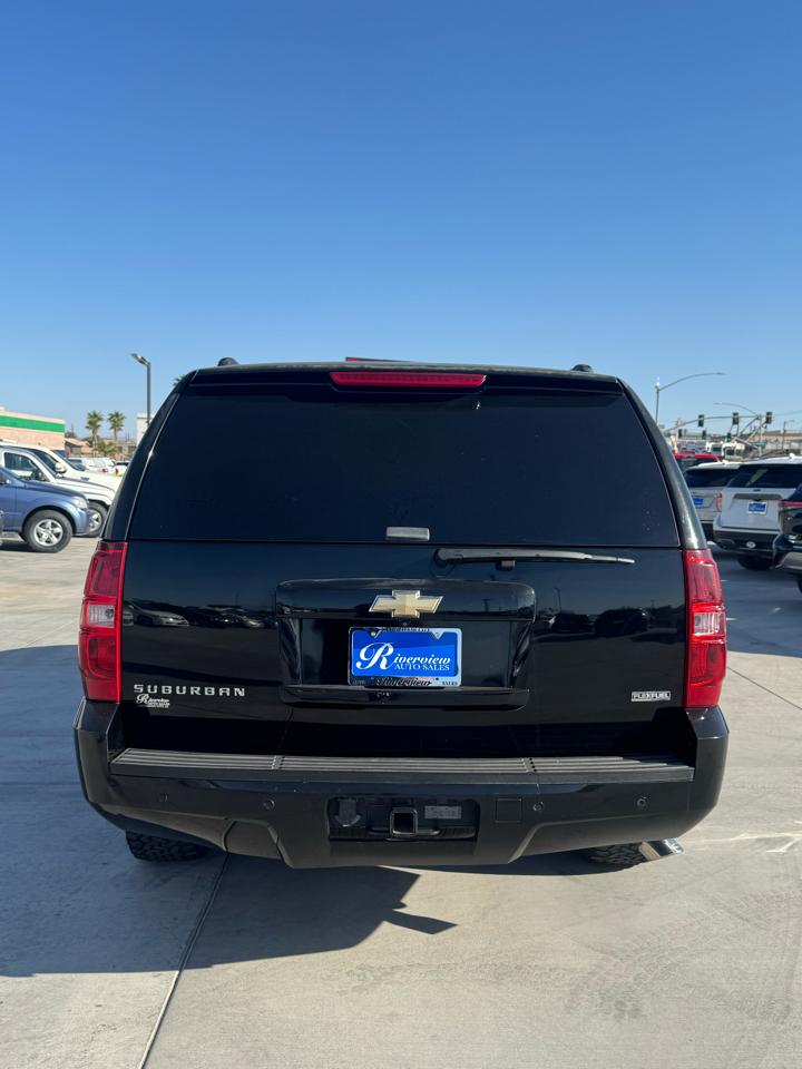 Chevrolet Suburban 2WD 4dr 1500 LT 2007