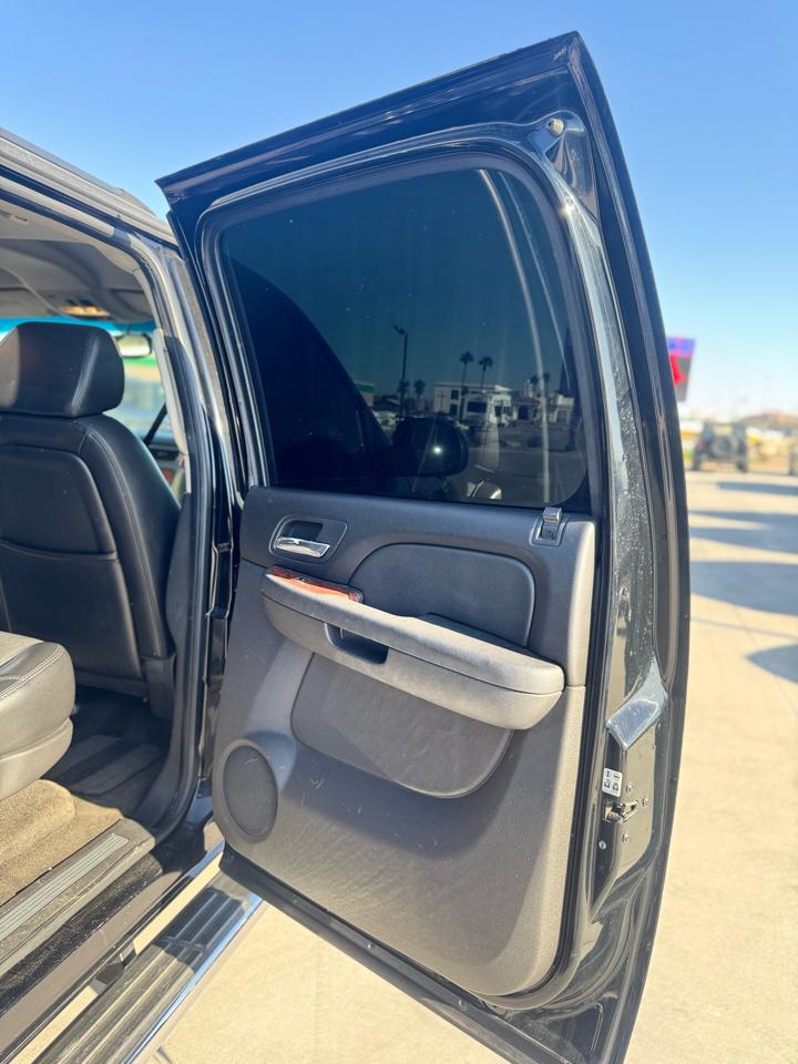 Chevrolet Suburban 2WD 4dr 1500 LT 2007