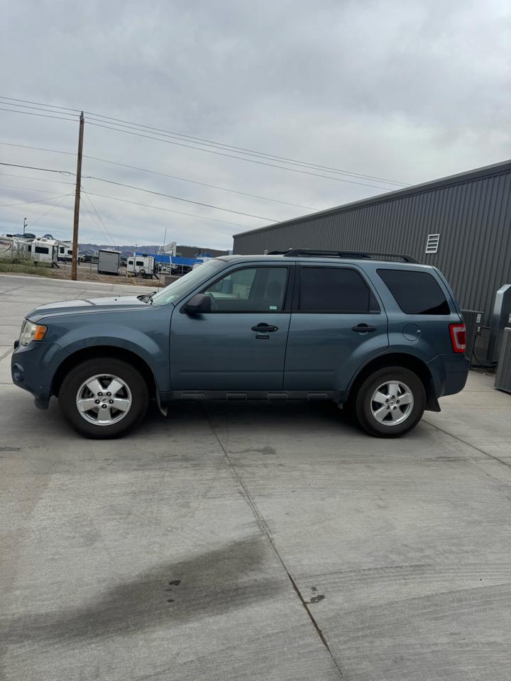Ford Escape 4WD 4dr XLT 2012