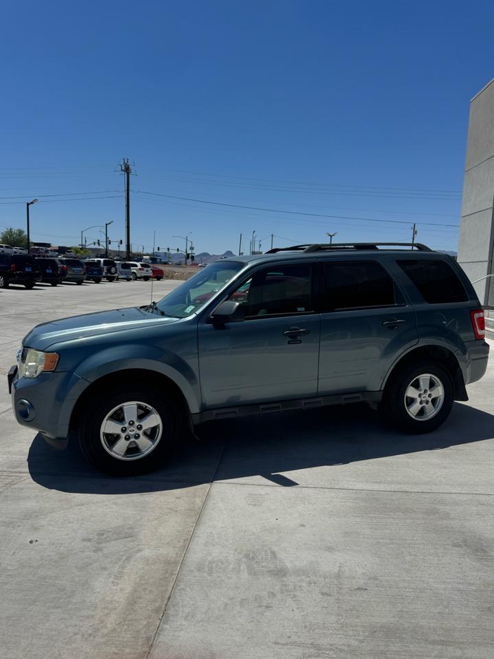 Ford Escape 4WD 4dr XLT 2012