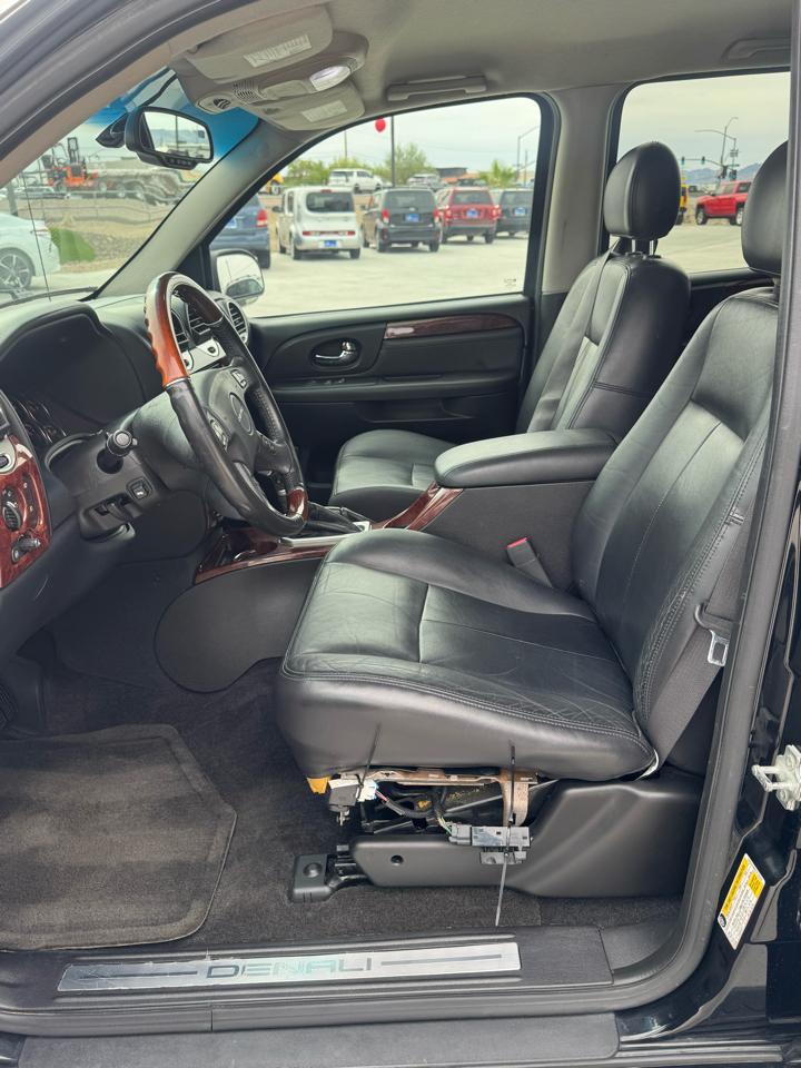 GMC Envoy 2WD 4dr Denali 2007