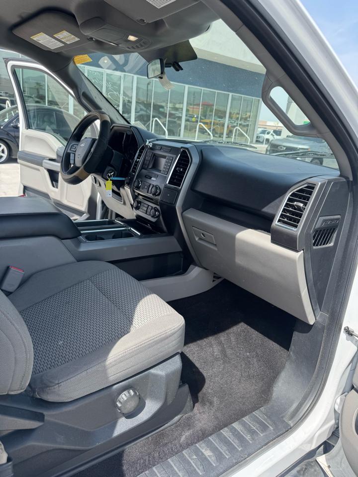 Ford F-150 4WD SuperCrew 145" XLT 2016