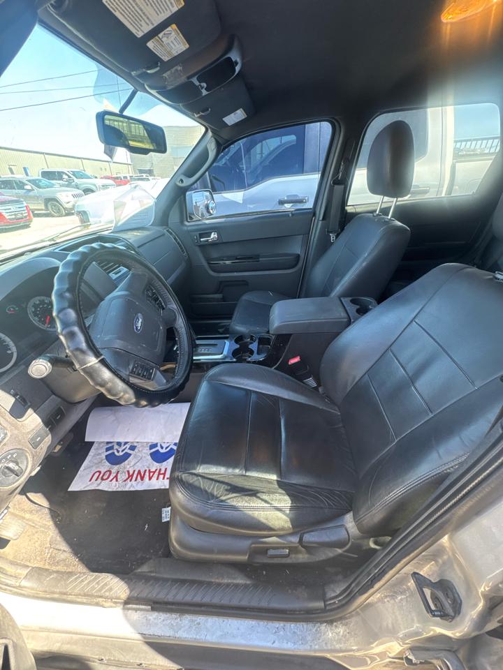 Ford Escape 4WD 4dr Limited 2010