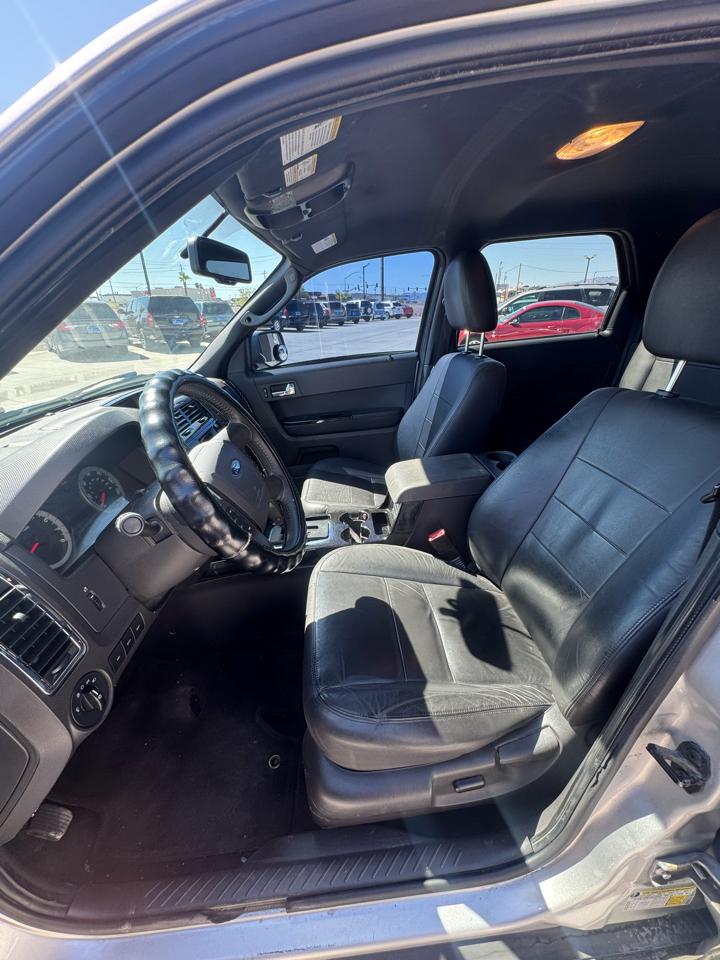Ford Escape 4WD 4dr Limited 2010