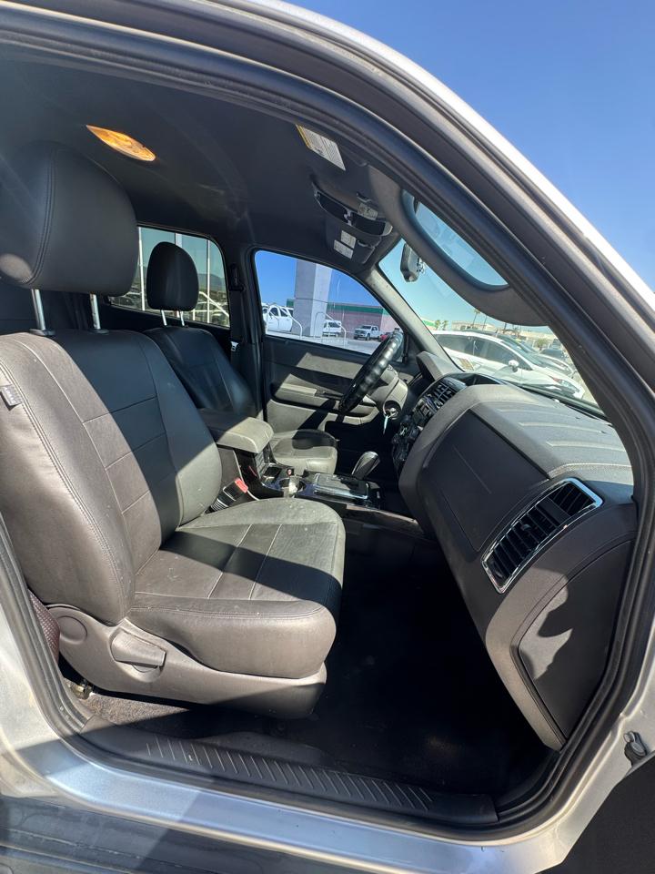 Ford Escape 4WD 4dr Limited 2010